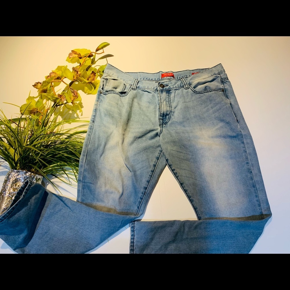 P2- Guess Medium Slim Fit Blue Jeans Size 38/32